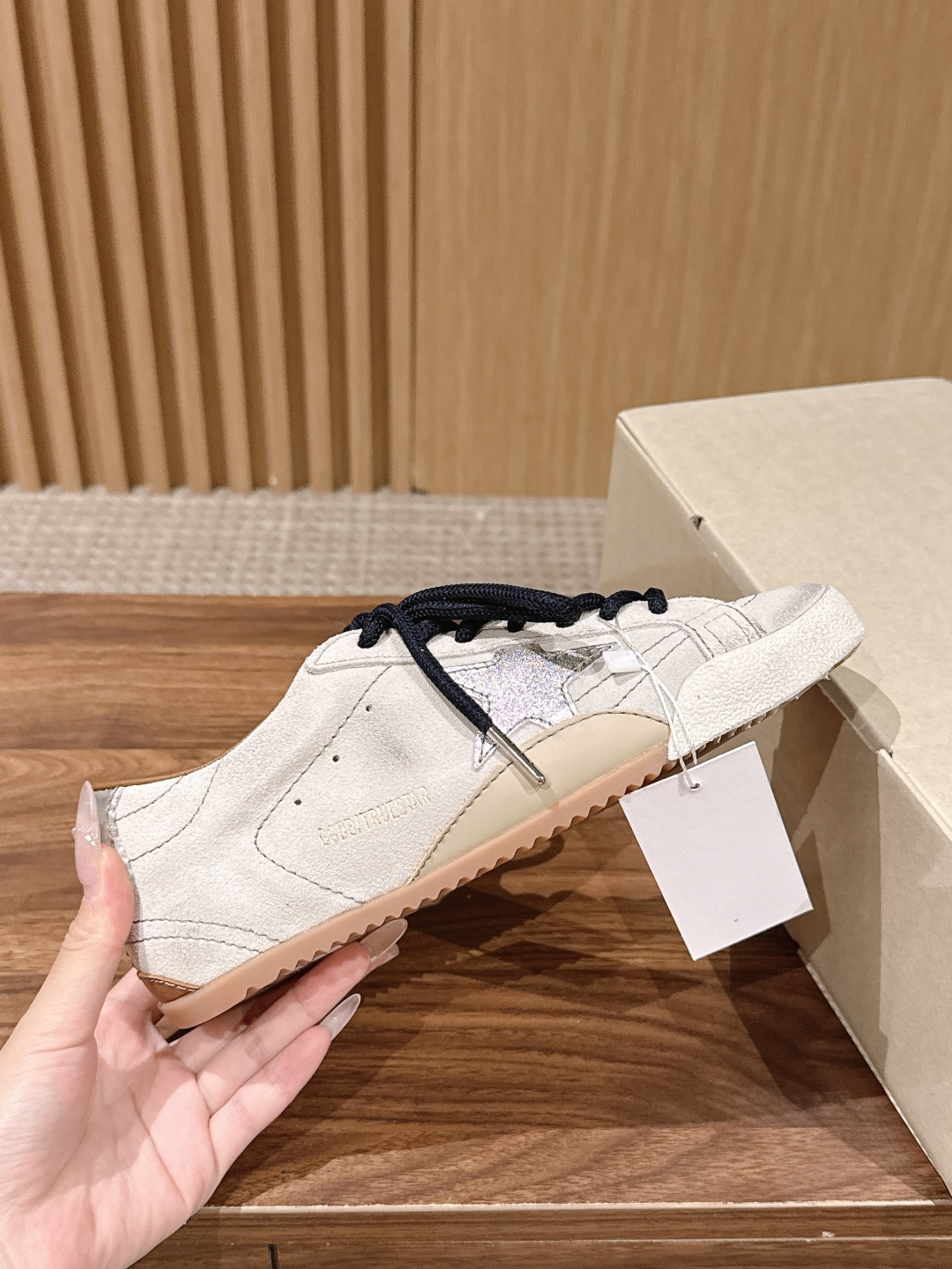 米白星星脏脏鞋