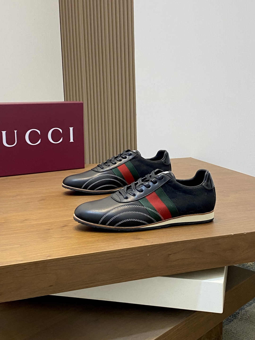 Gucci黑老花德训鞋