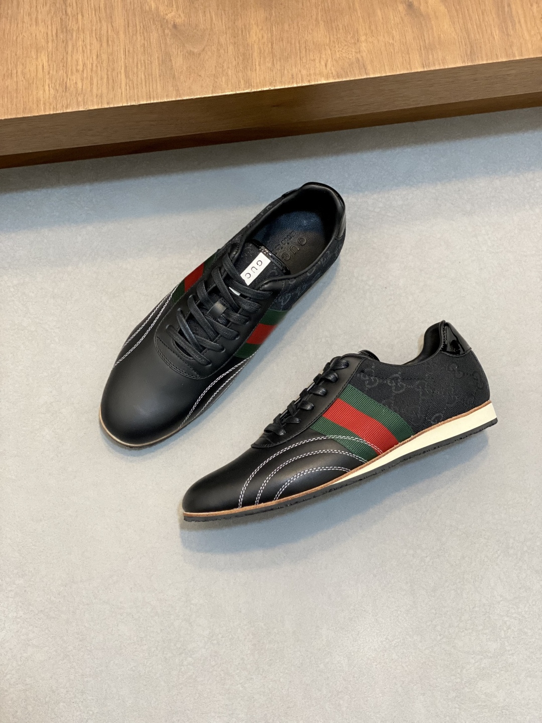 Gucci黑老花德训鞋