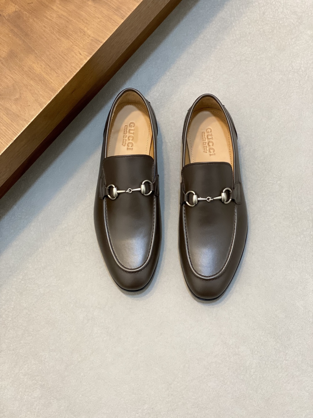 Gucci马衔扣乐福鞋