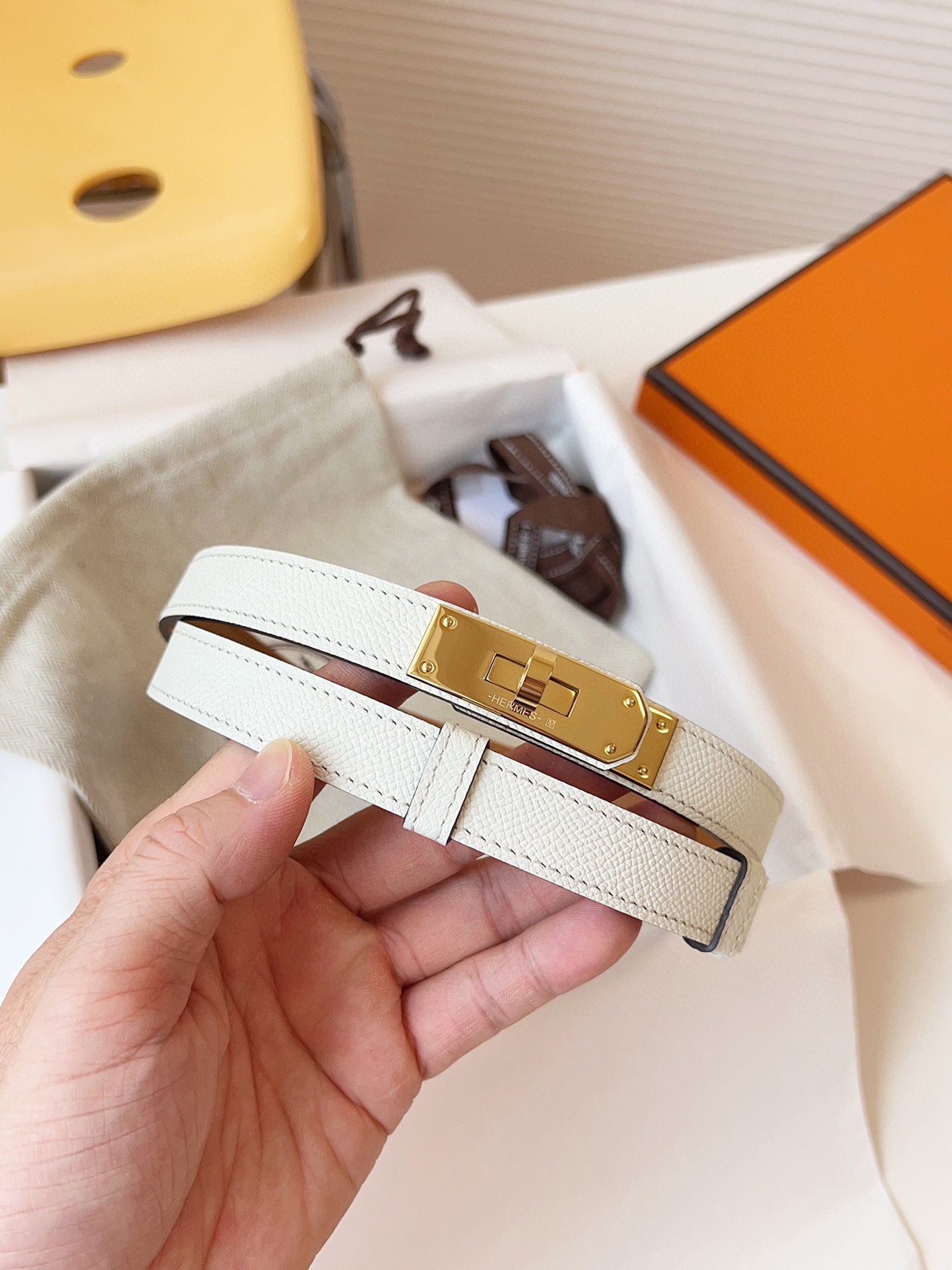 HERMÈS 슬림 레더 벨트