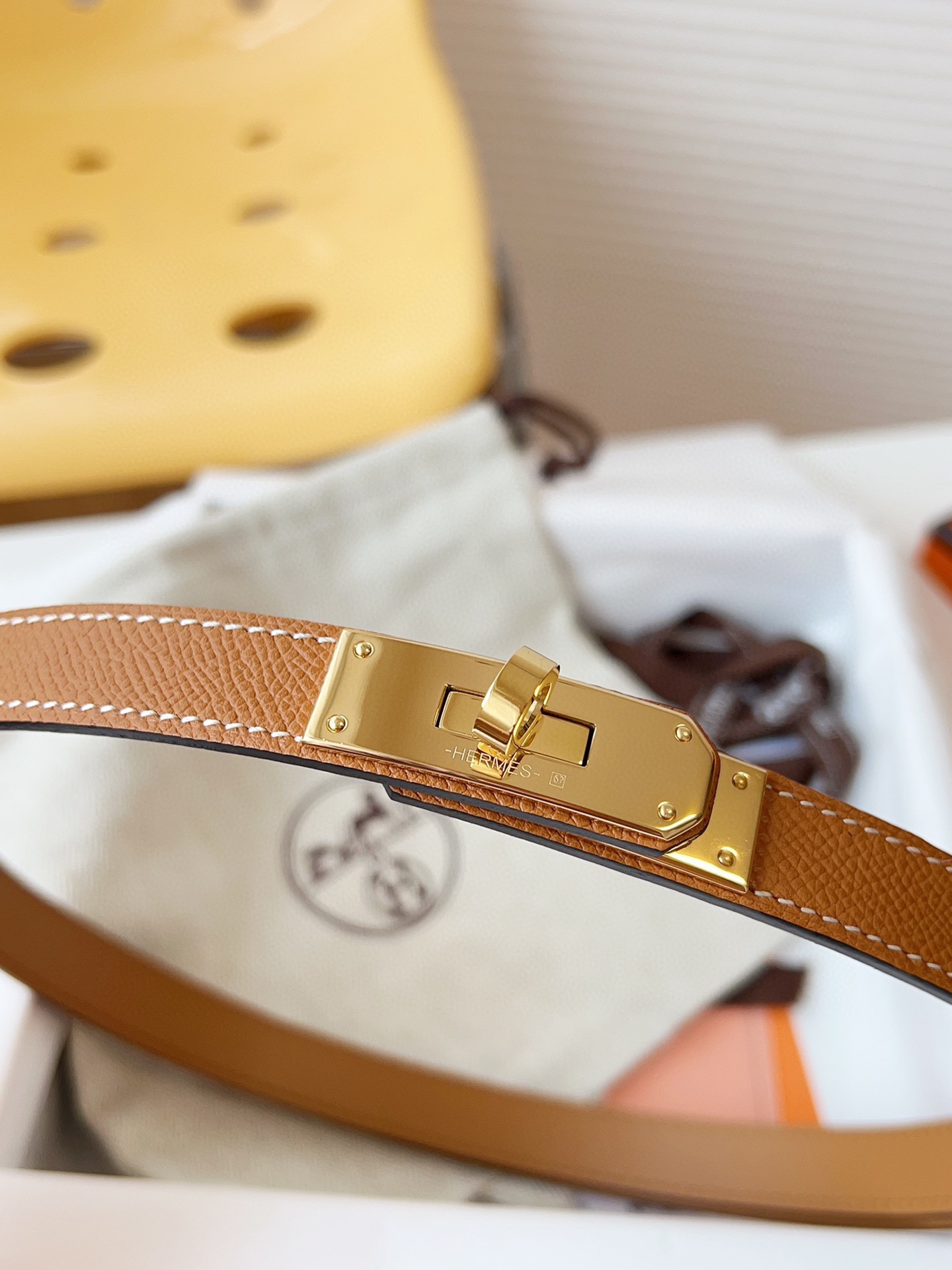 HERMÈS 슬림 레더 벨트