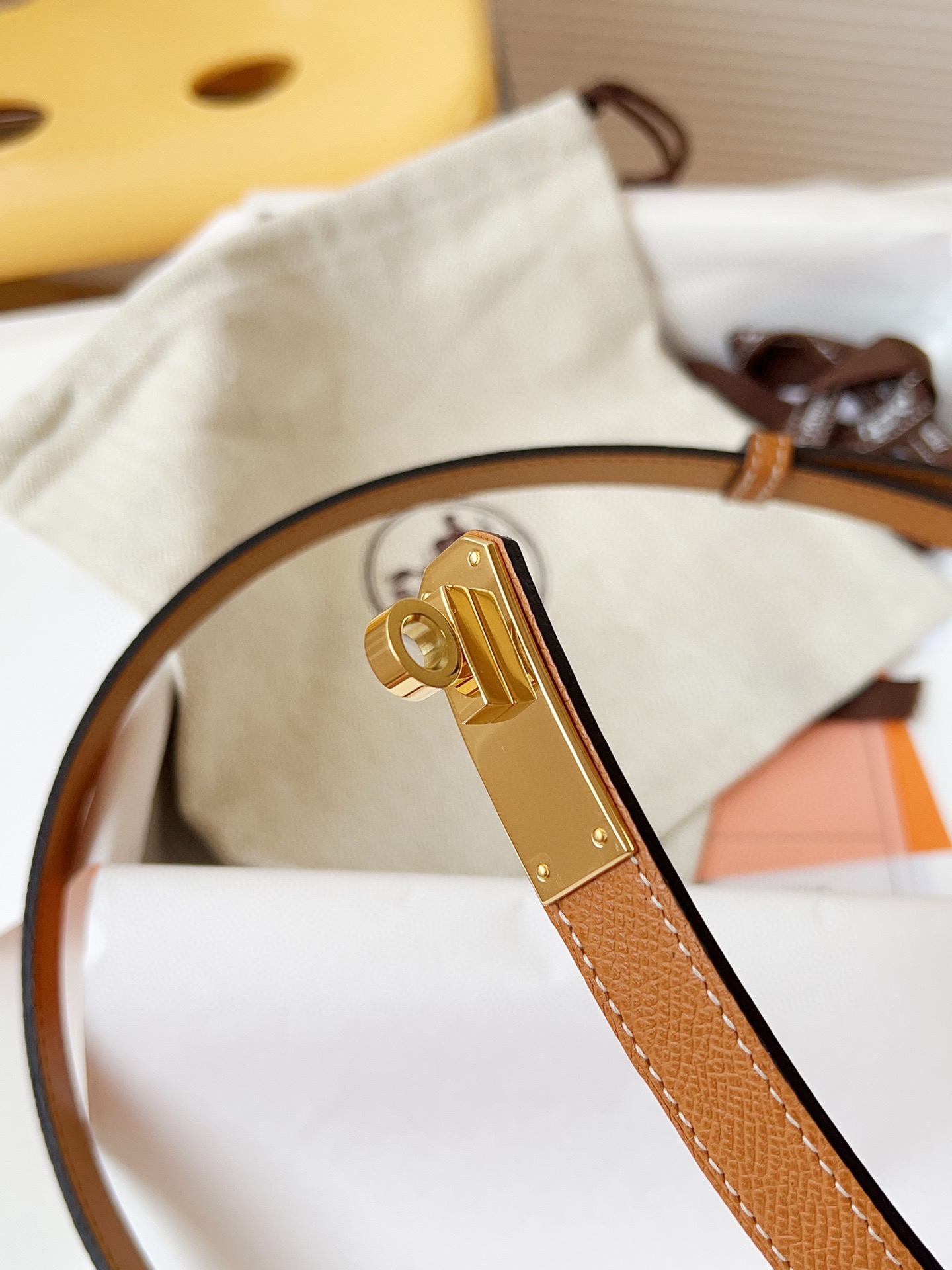 HERMÈS 슬림 레더 벨트