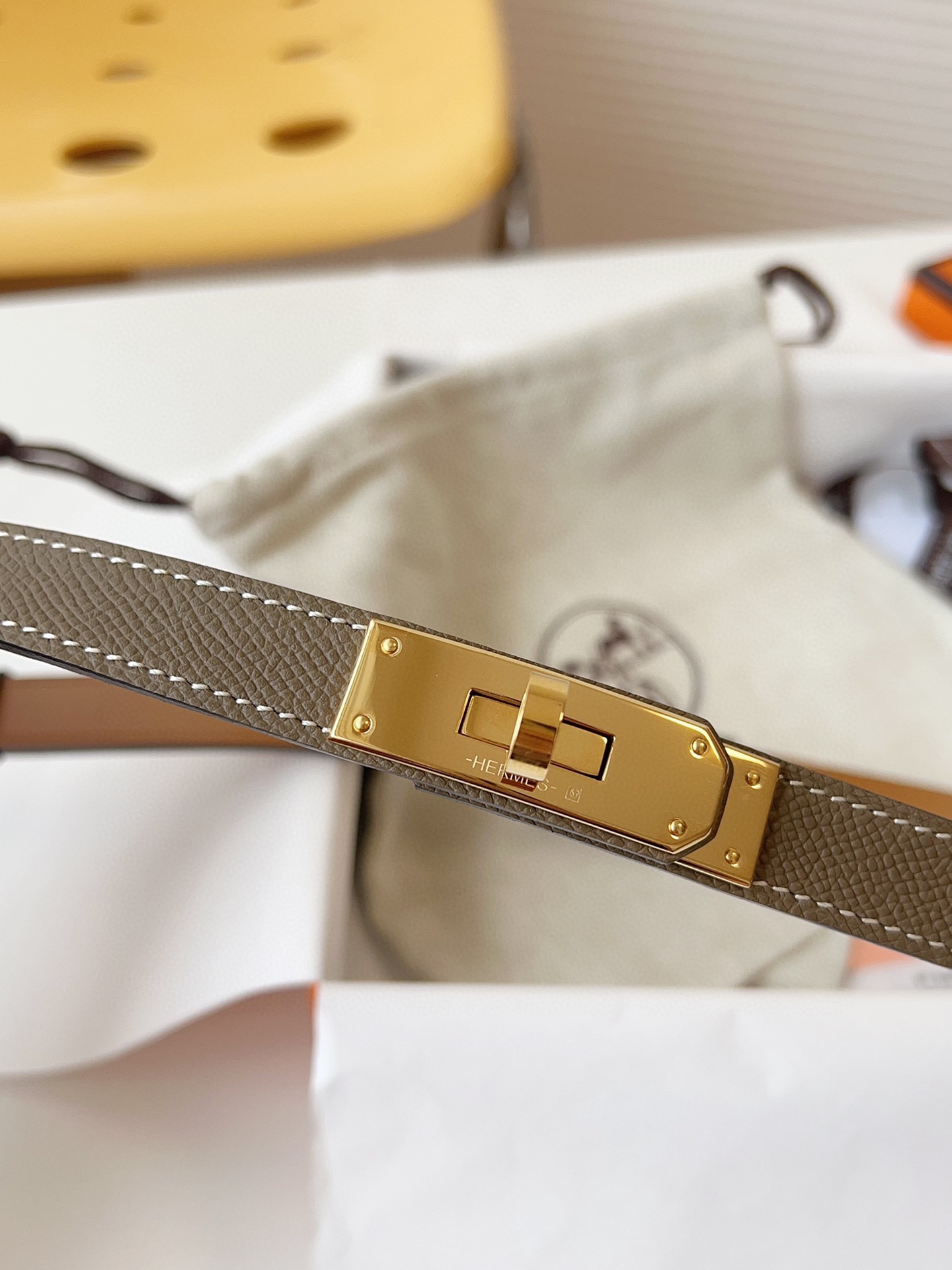 HERMÈS 슬림 레더 벨트